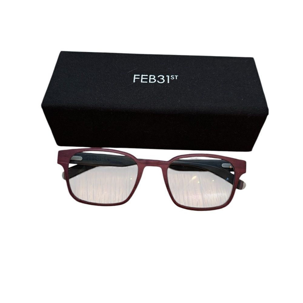 Feb31st Gigi Glasses in burgundy Men’s